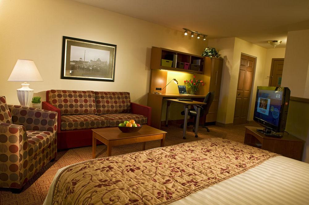 Towneplace Suites By Marriott Detroit Livonia Kültér fotó